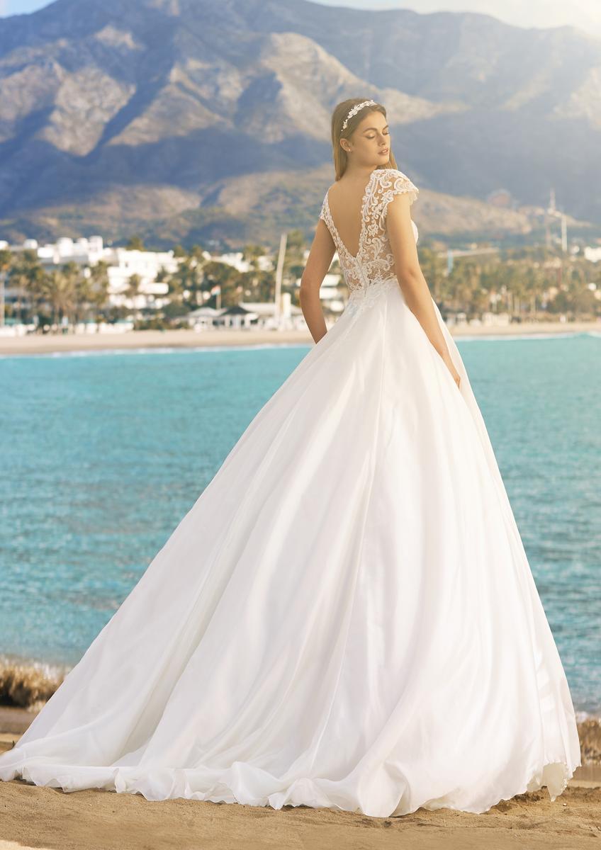 Pronovias Style Number SATURN - 2