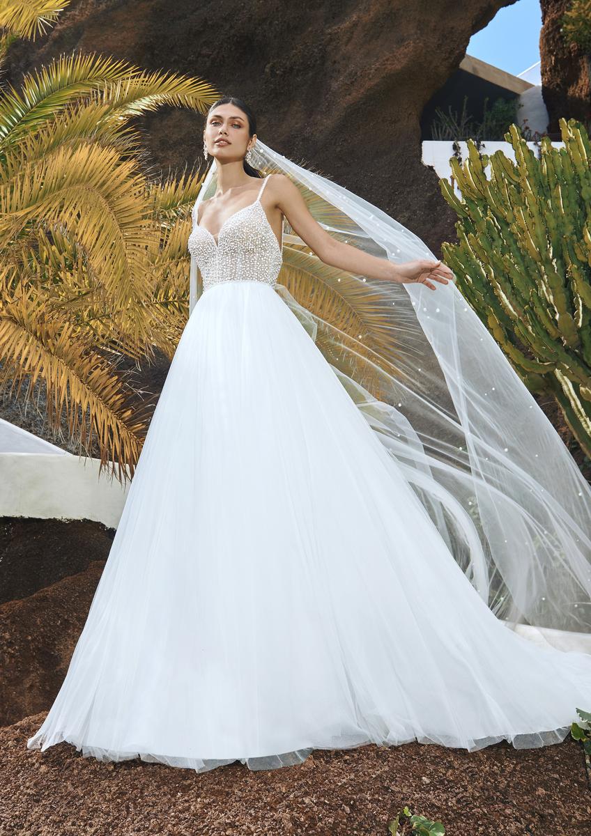 Pronovias Style Number SKELLIG - 1