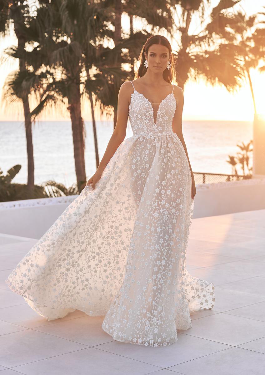 Pronovias Style Number YUKI - 3