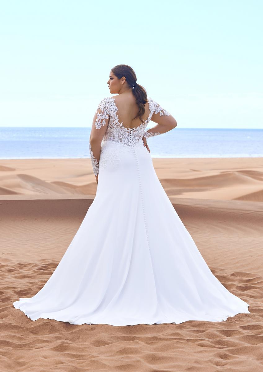 Pronovias Style Number YUSHAN - 4