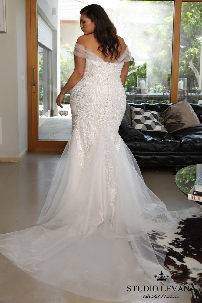 Curvy Enchanting Style Number Kris - 2