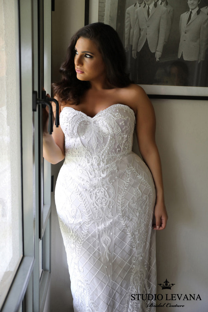 Curvy Enchanting Style Number Madlene - 1