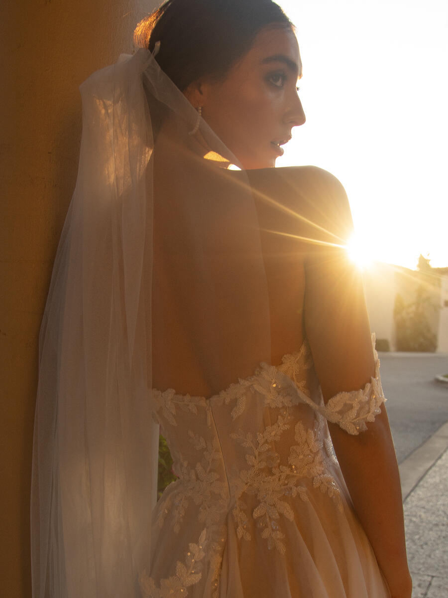 Flora Style Number BG-101021 - 5