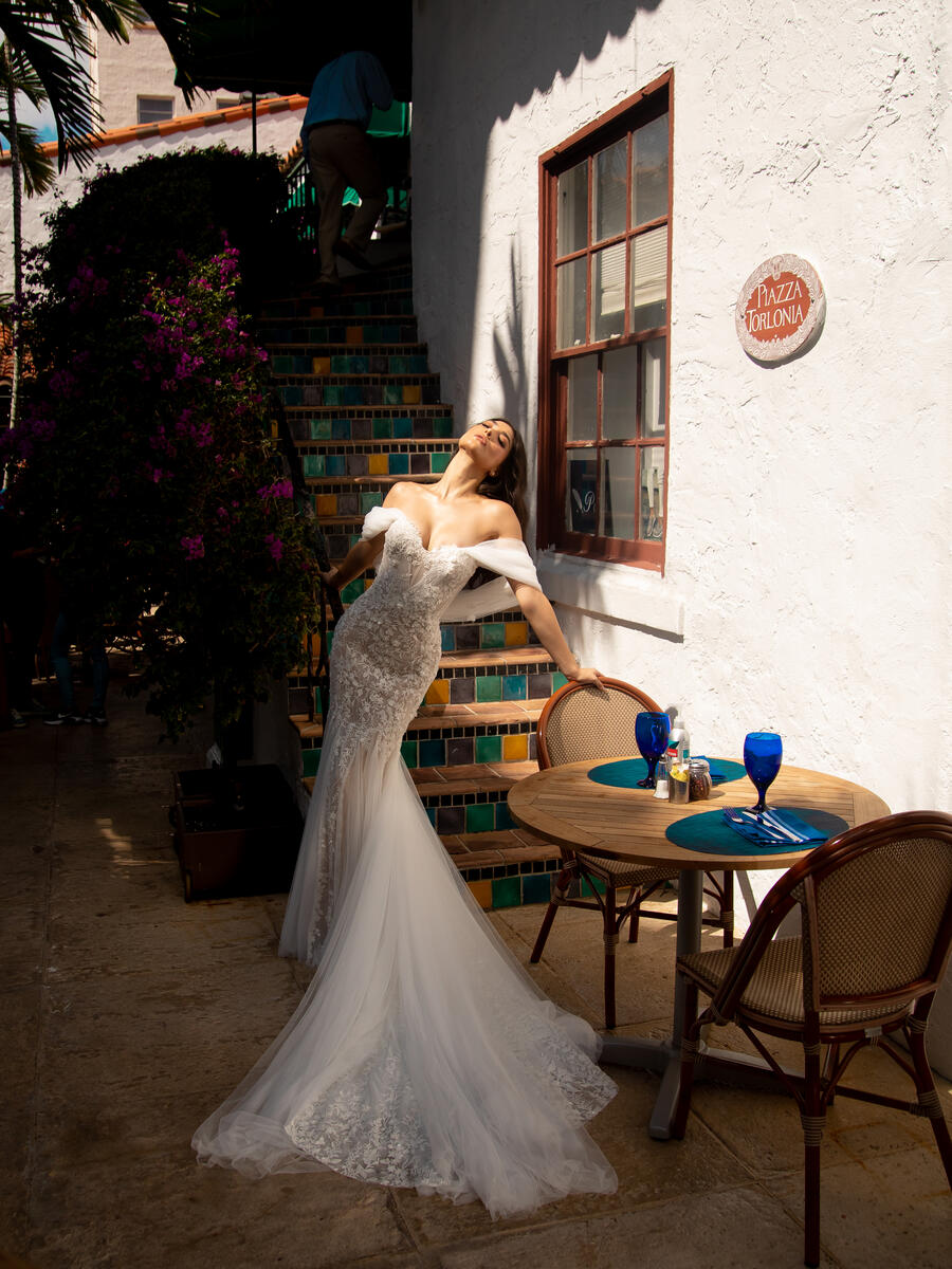 Flora Style Number BG-101030 - 4