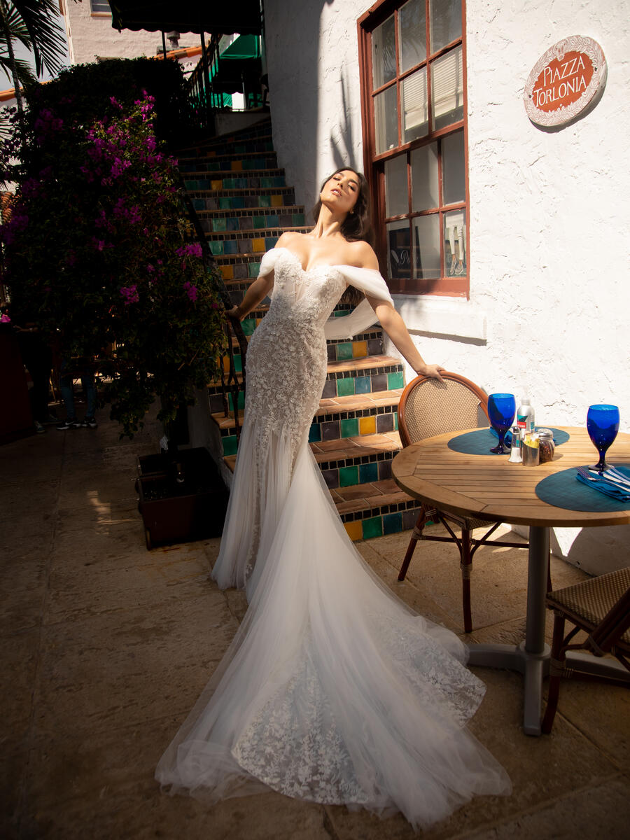 Flora Style Number BG-101030 - 3