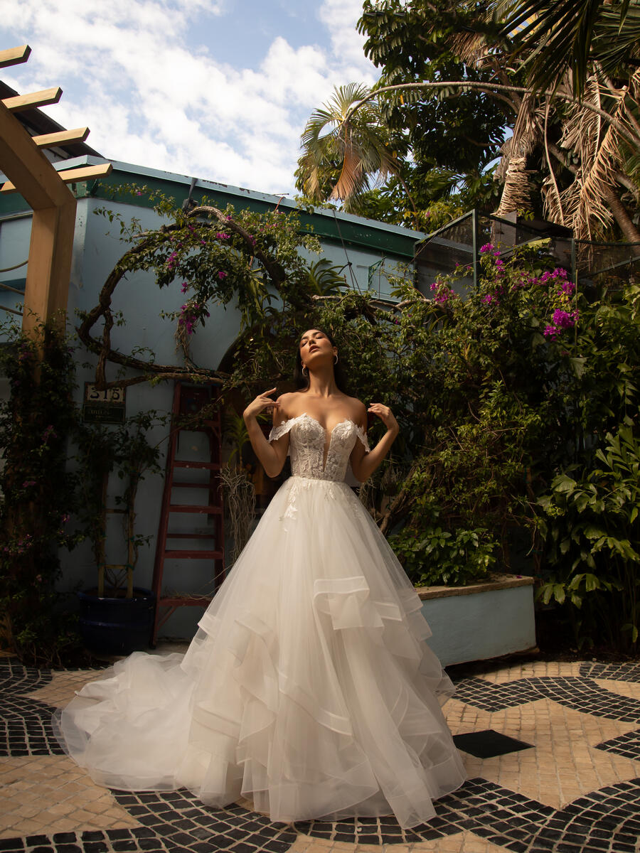 Flora Style Number BG-101040 - 5