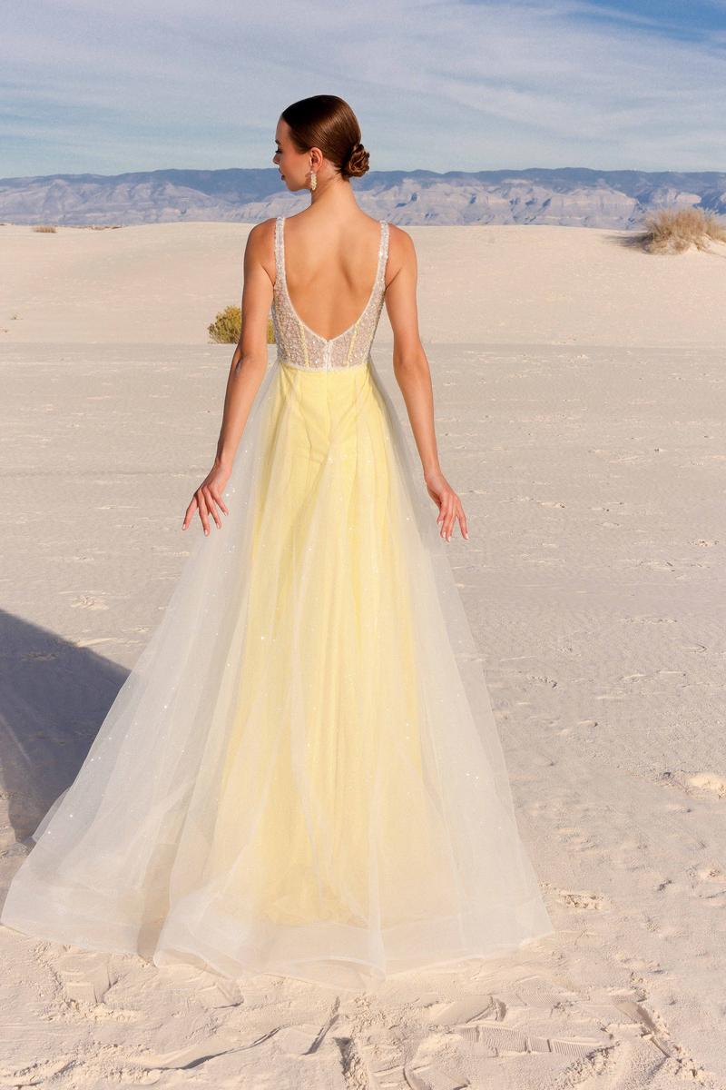 Vienna Prom Style Number 7885 - 8