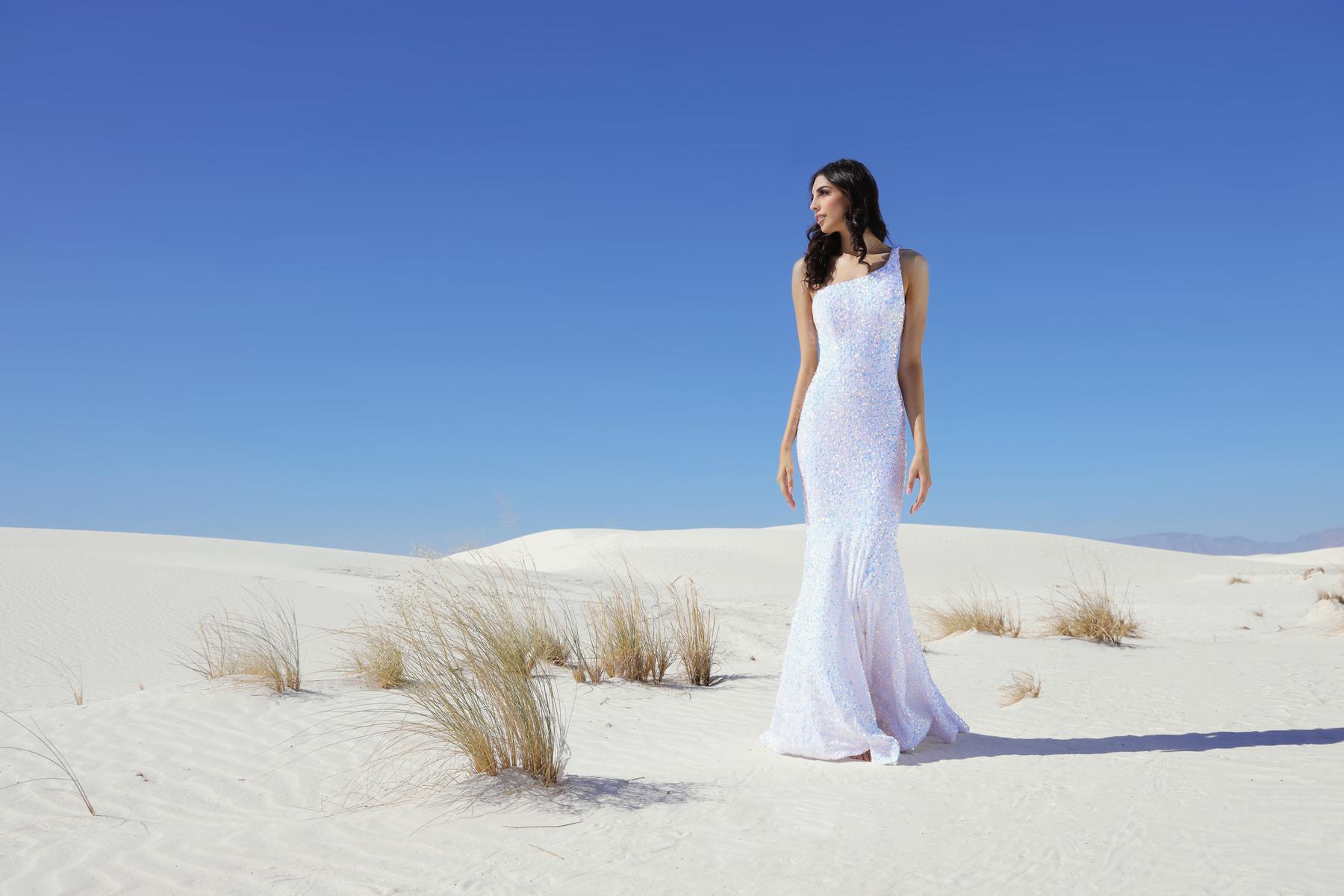 Vienna Prom Style Number 8861 - 11