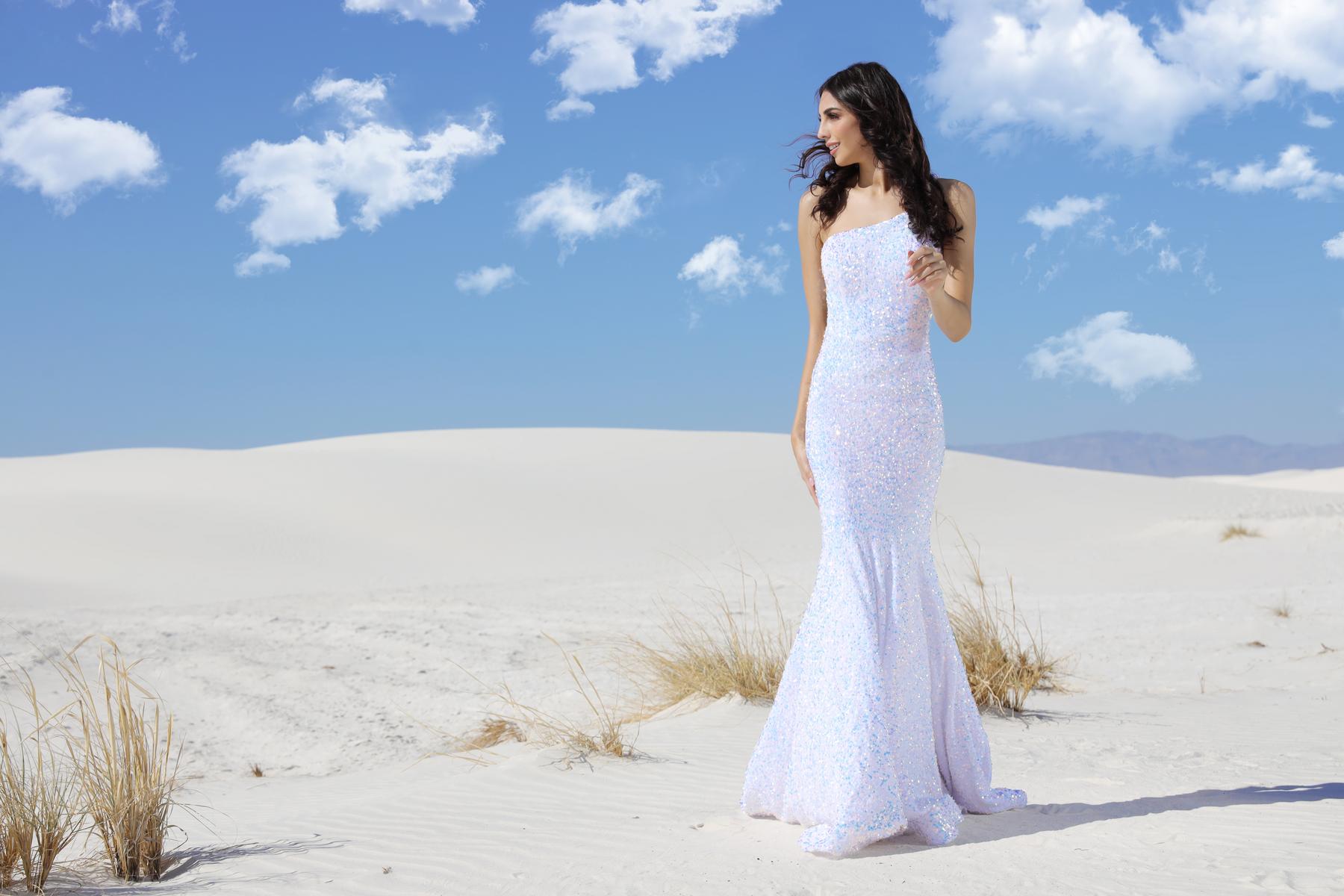 Vienna Prom Style Number 8861 - 8