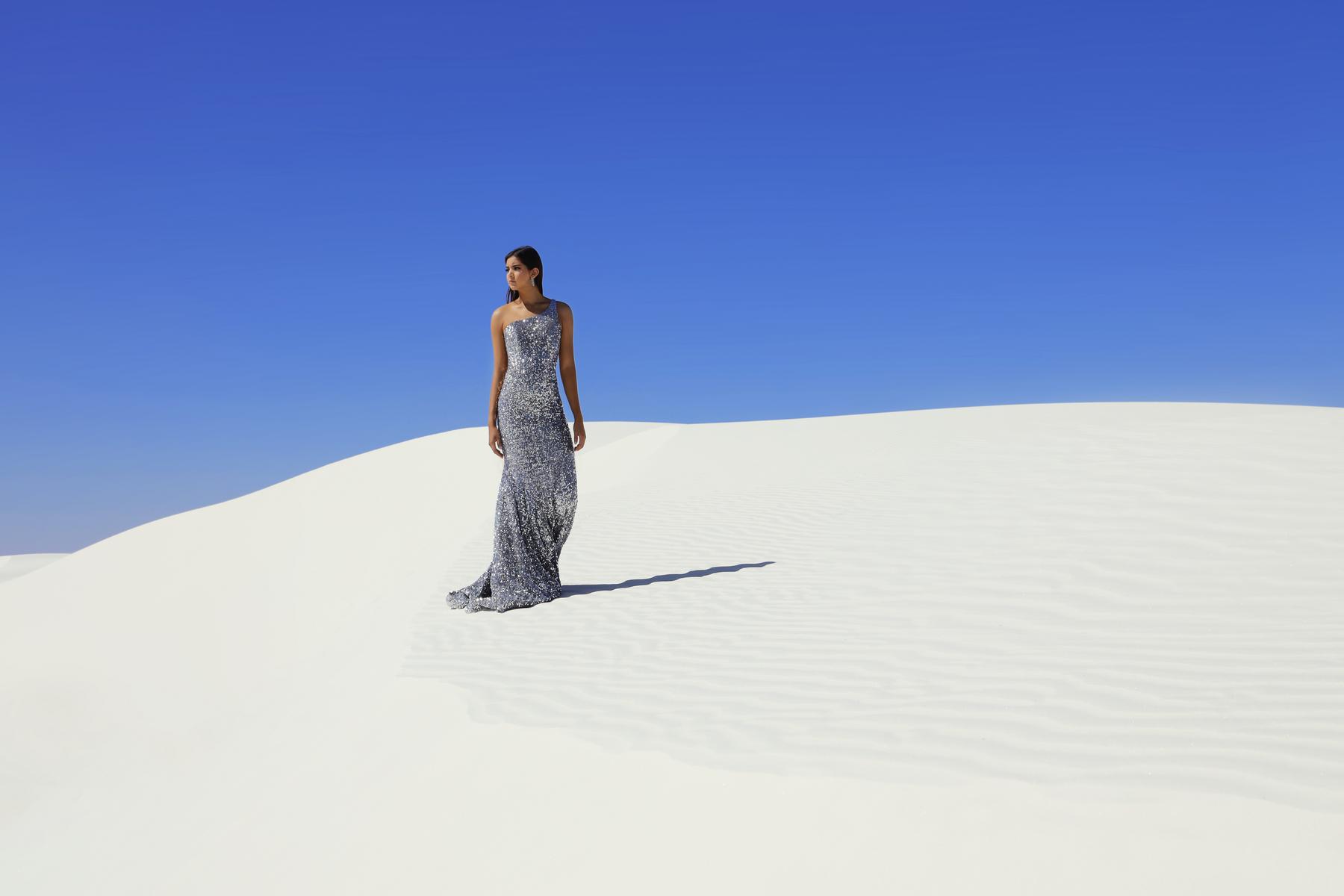 Vienna Prom Style Number 8861 - 10