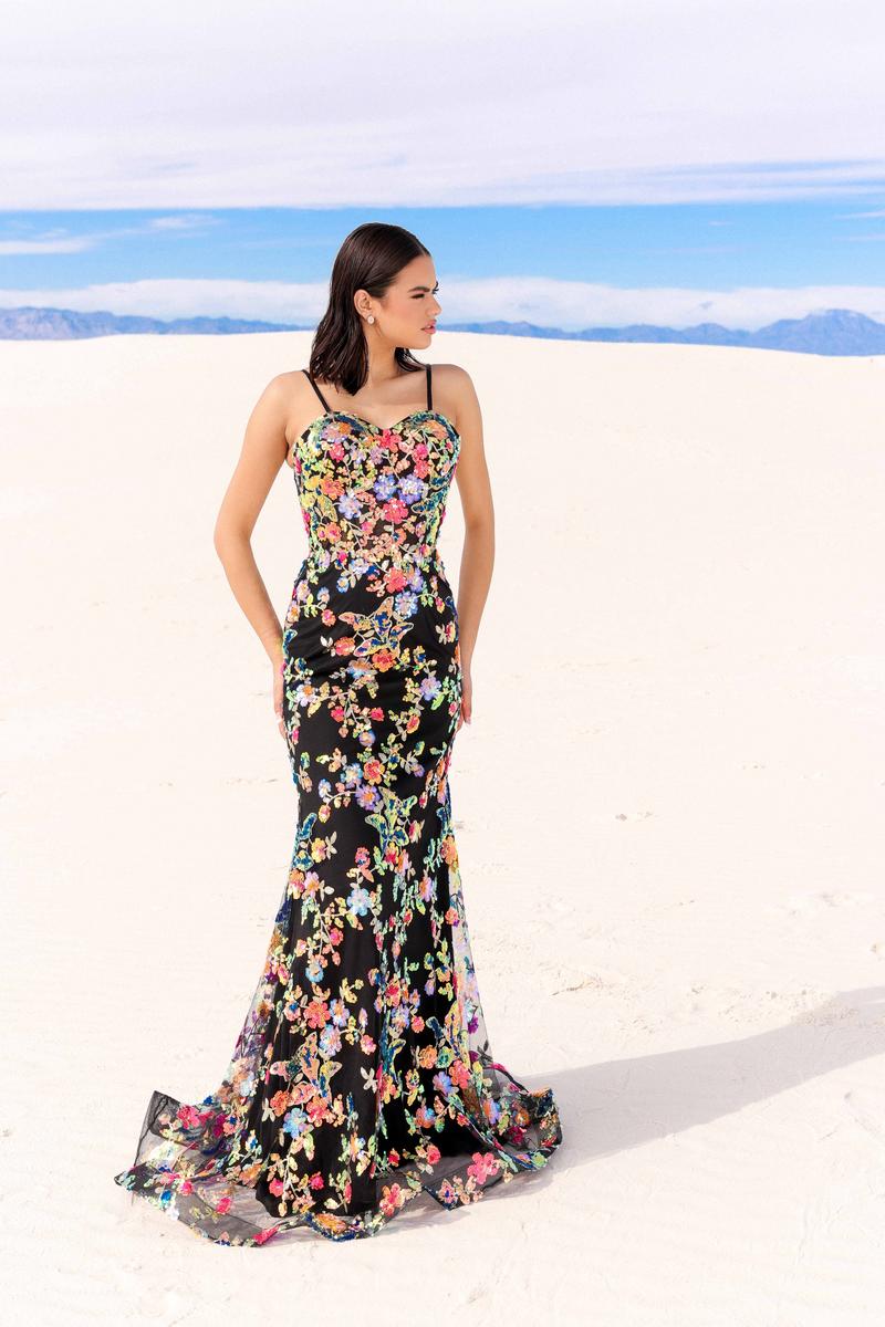 Vienna Prom Style Number 8870 - 17