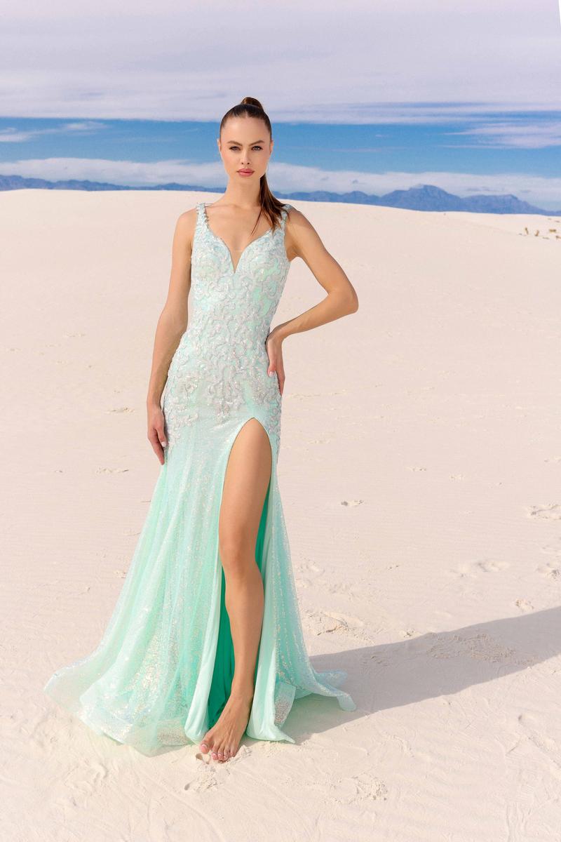 Vienna Prom Style Number 8882 - 29
