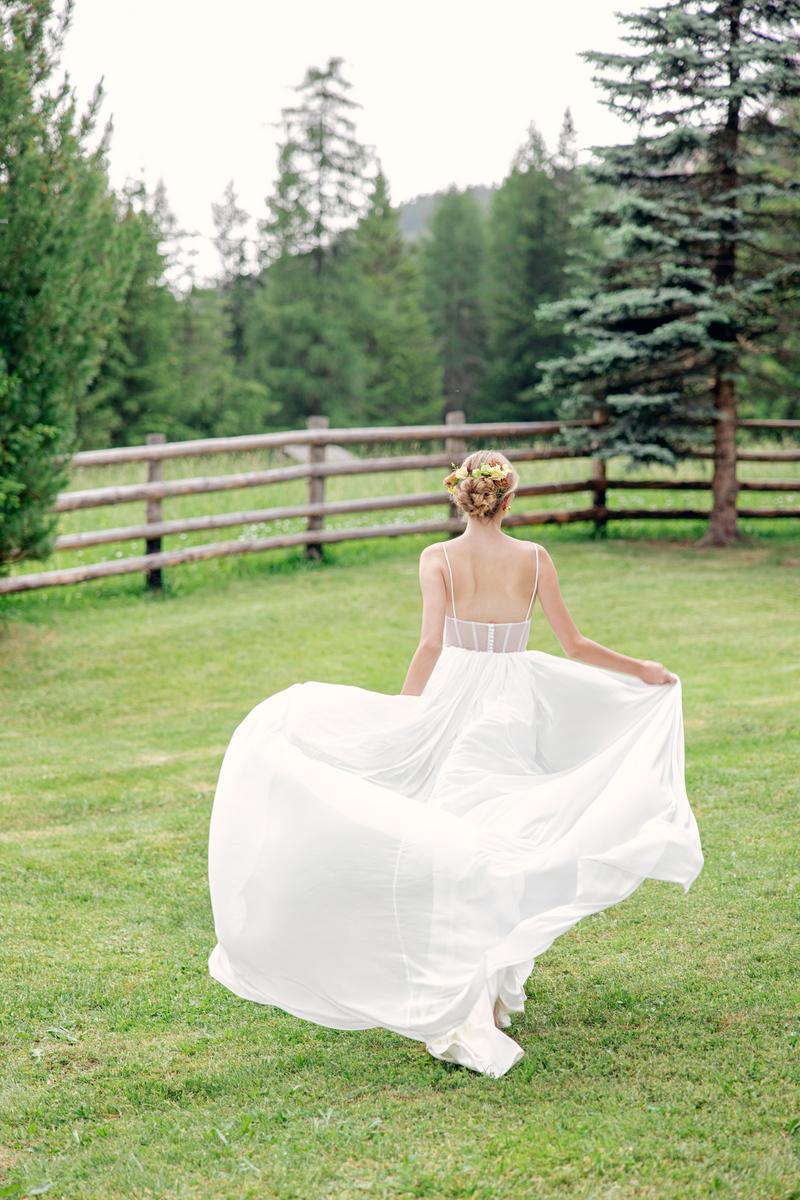 Willowby Style Number 50310 - 4