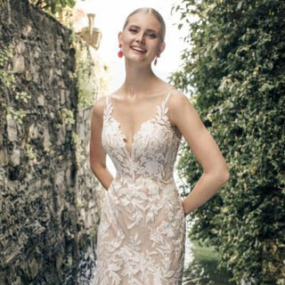 6 Reasons To Have a Bridal Stylist When Dress Shopping