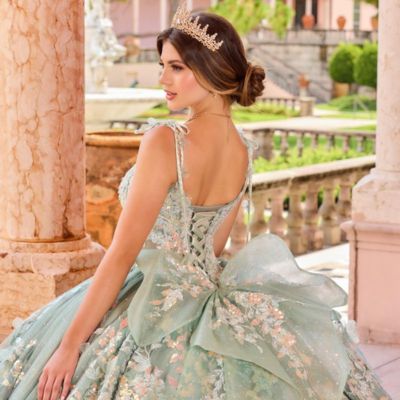 Must-Have Tips for Formal Dress Shopping Online