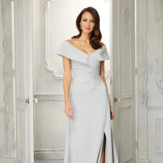 The Best Evening Gown Styles for Petite Women