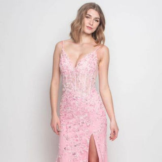 Long vs. Short Prom Dresses: Which One Is Right for You? Alexandra's Boutique Long vs. Short Prom Dresses: Which One Is Right for You? Alexandra's Boutique