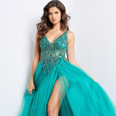 The Importance of Finding a Prom Dress You Feel Confident In