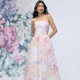 Helpful Tips for Graduation Dress Shopping Online