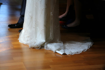 How to Choose Your Wedding Dress Length & Train
