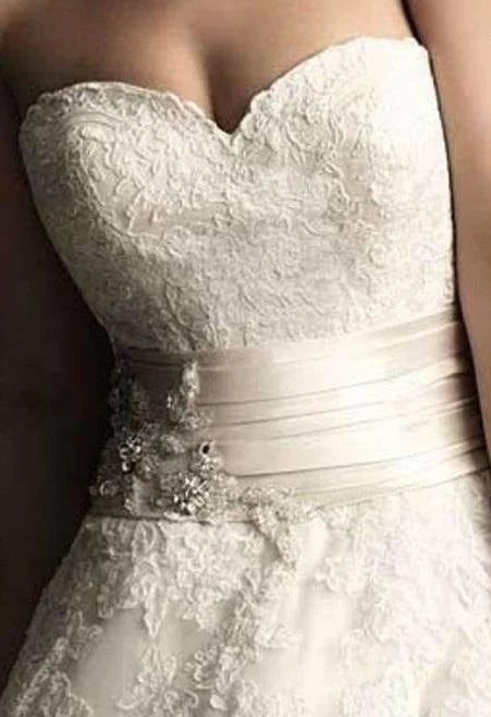 Allure Bridal Style Number 8850 - 2