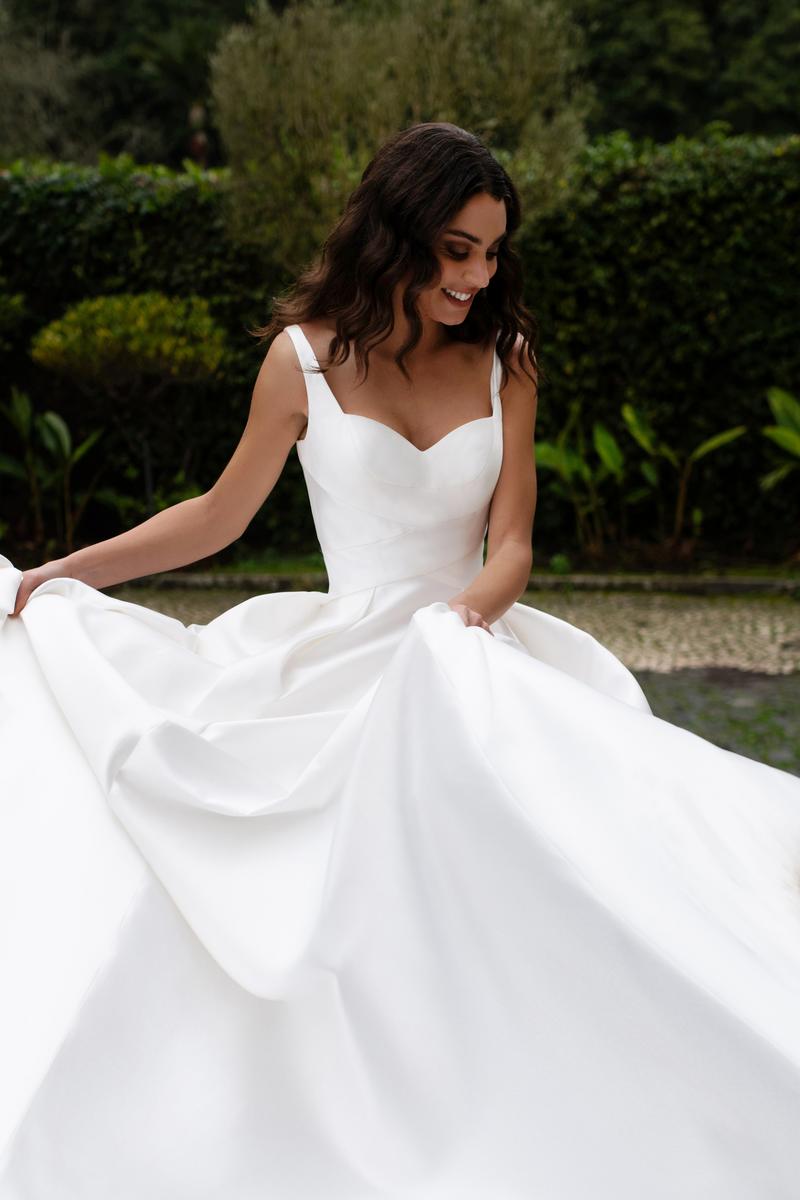 Abella Style Number E453 - 6