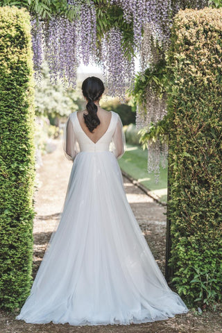 Bridgerton Style Number BR1001 - 4