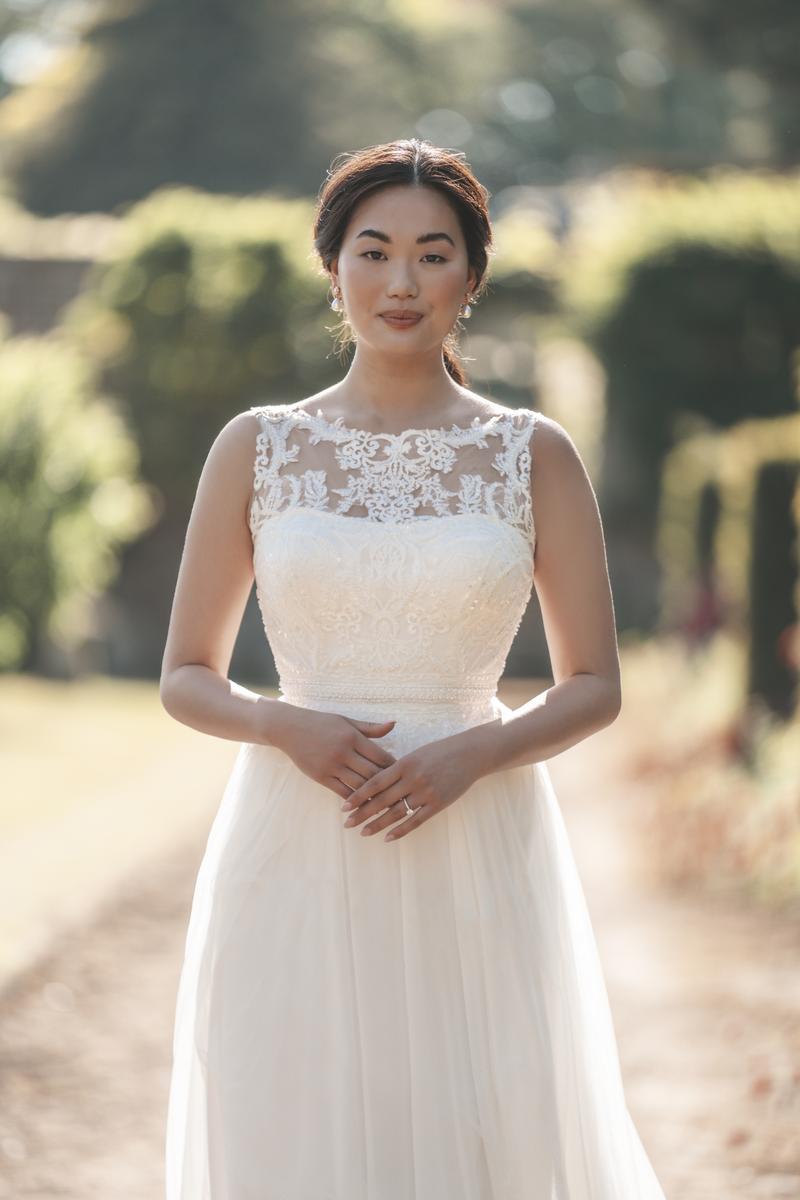 Bridgerton Style Number BR1002V - 9