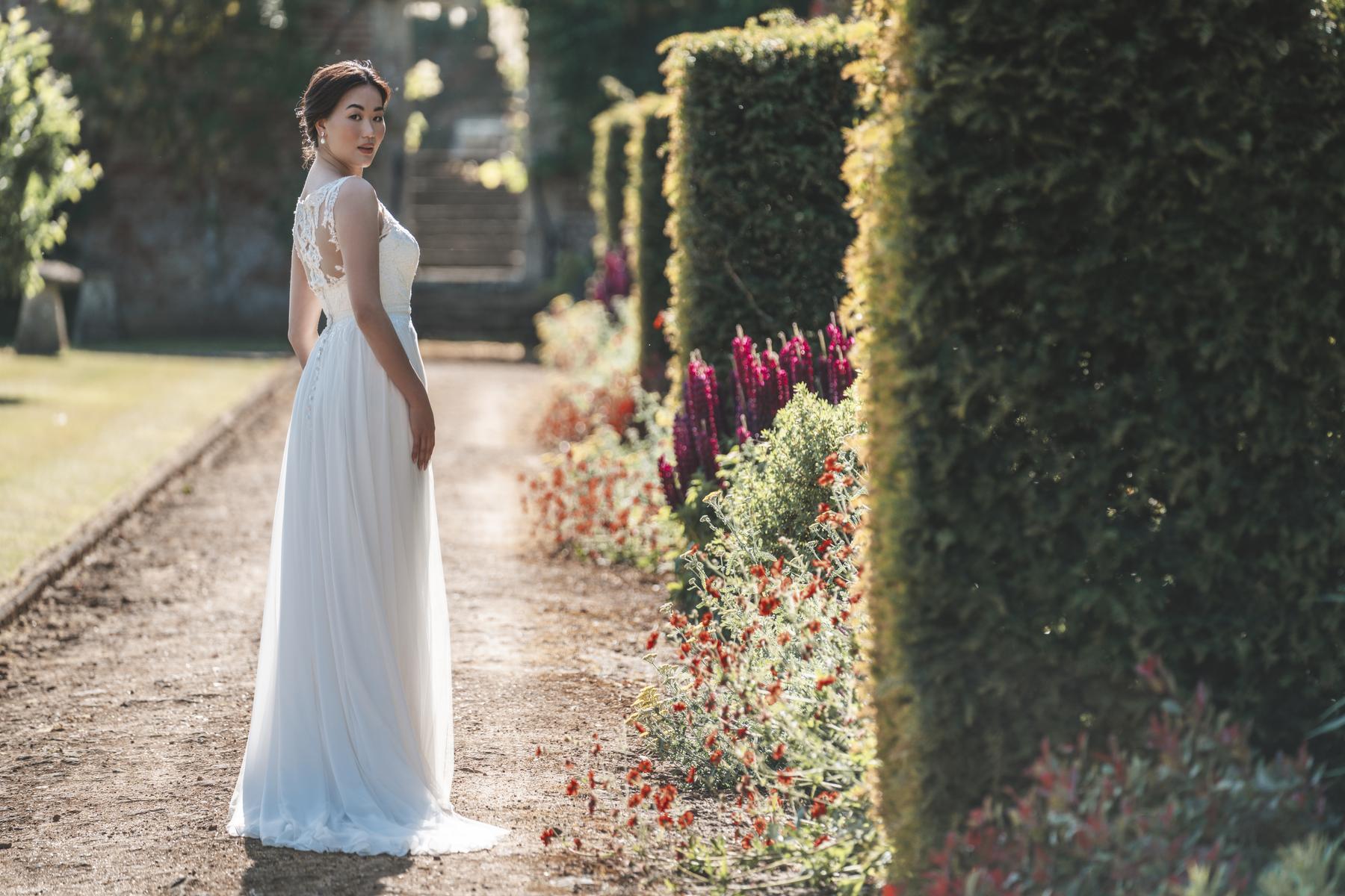 Bridgerton Style Number BR1002V - 11