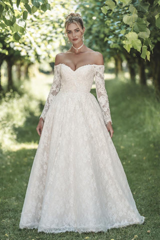 Bridgerton Style Number BR1012 - 1