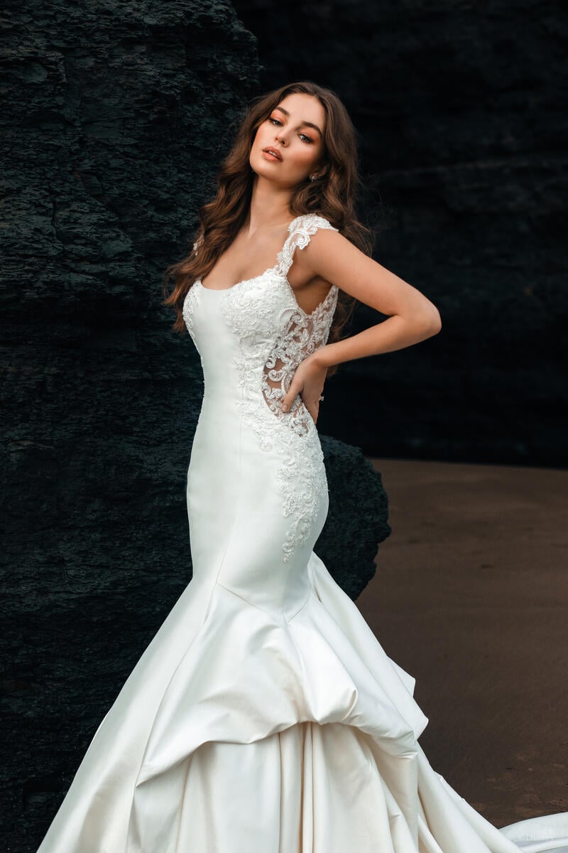 Disney Fairy Tale Weddings Style Number D290 - 5