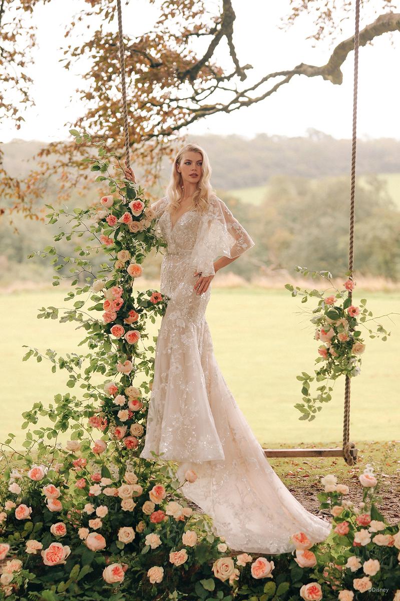 Disney Fairy Tale Weddings Style Number D321 - 5