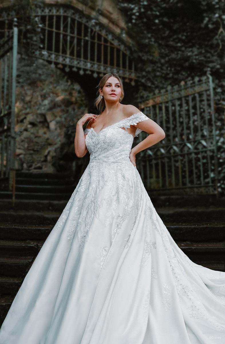 Disney Fairy Tale Weddings Style Number D323 - 6