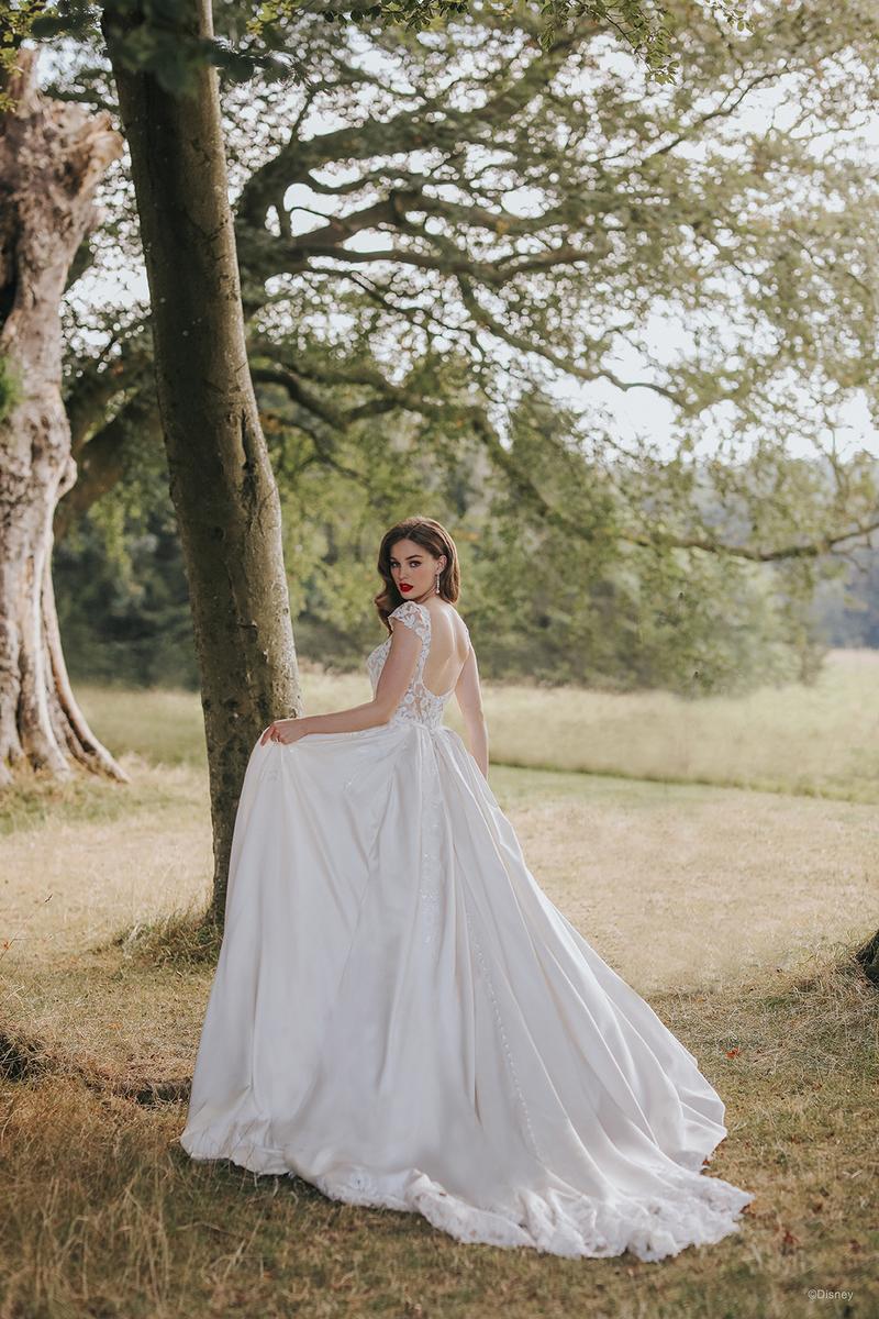 Disney Fairy Tale Weddings Style Number D327 - 9