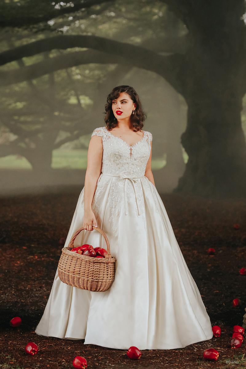 Disney Fairy Tale Weddings Style Number D327L - 6