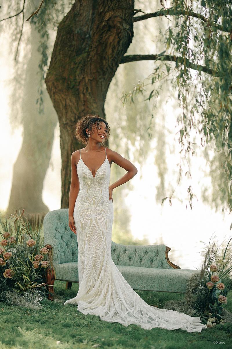 Disney Fairy Tale Weddings Style Number D328 - 4