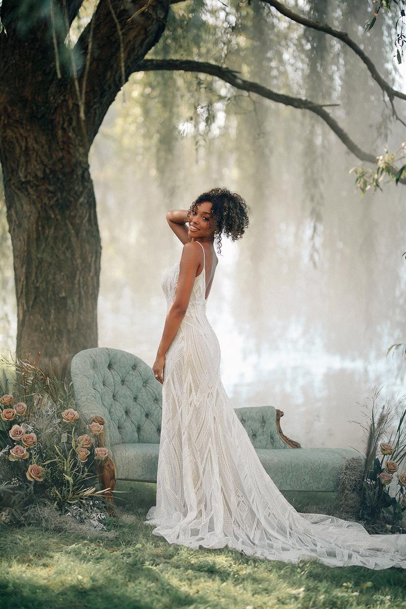 Disney Fairy Tale Weddings Style Number D328 - 6