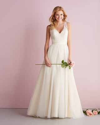 Allure Romance Style Number 2716 - 1