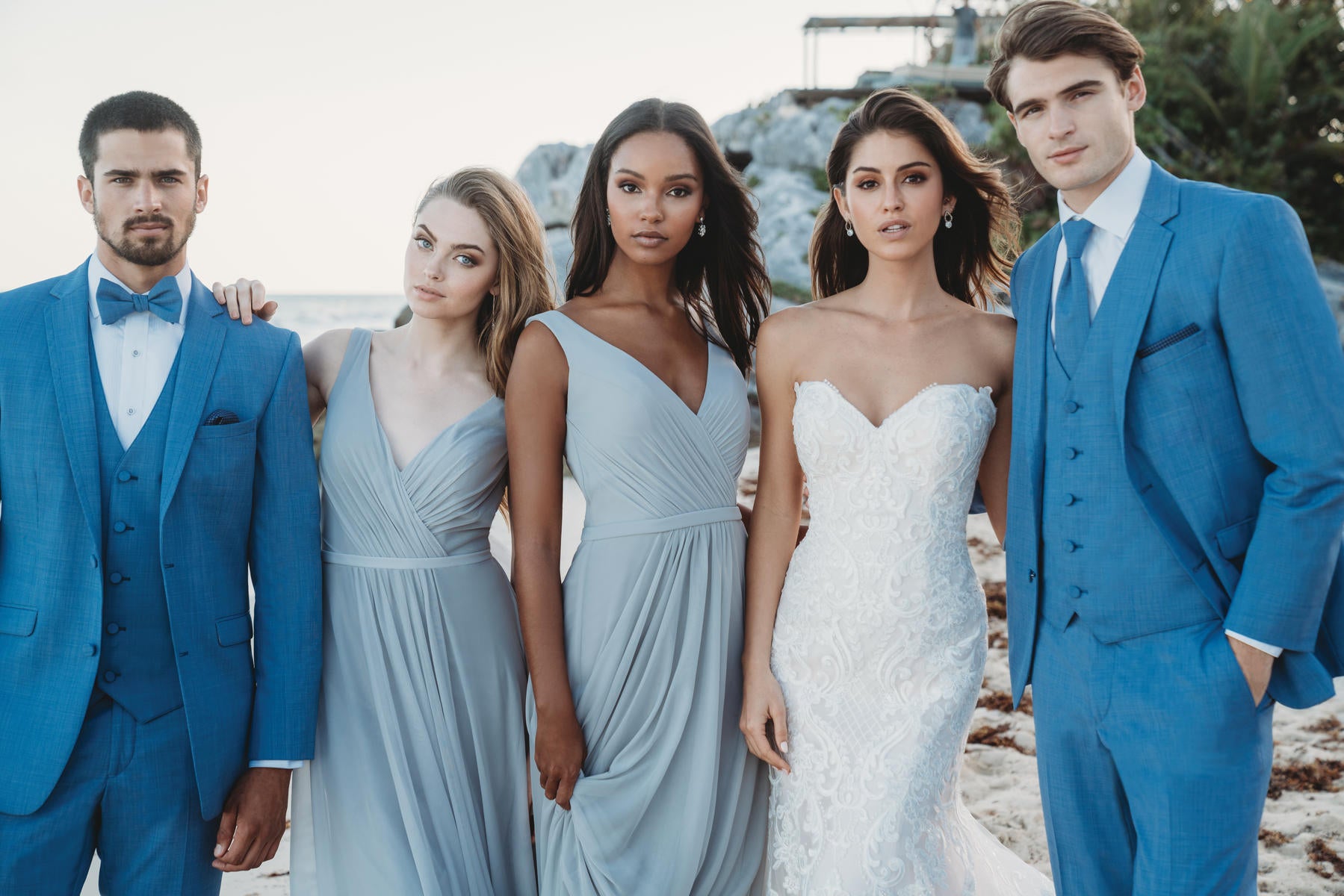 Allure Romance Style Number 3208 - 16