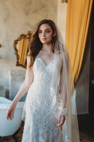 Allure Romance Style Number 3208 - 5