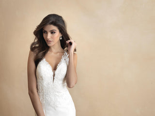 Allure Romance Style Number 3313 - 3