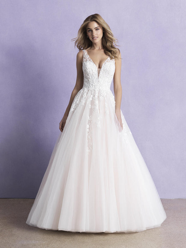 Allure Romance Style Number 3358 - 1