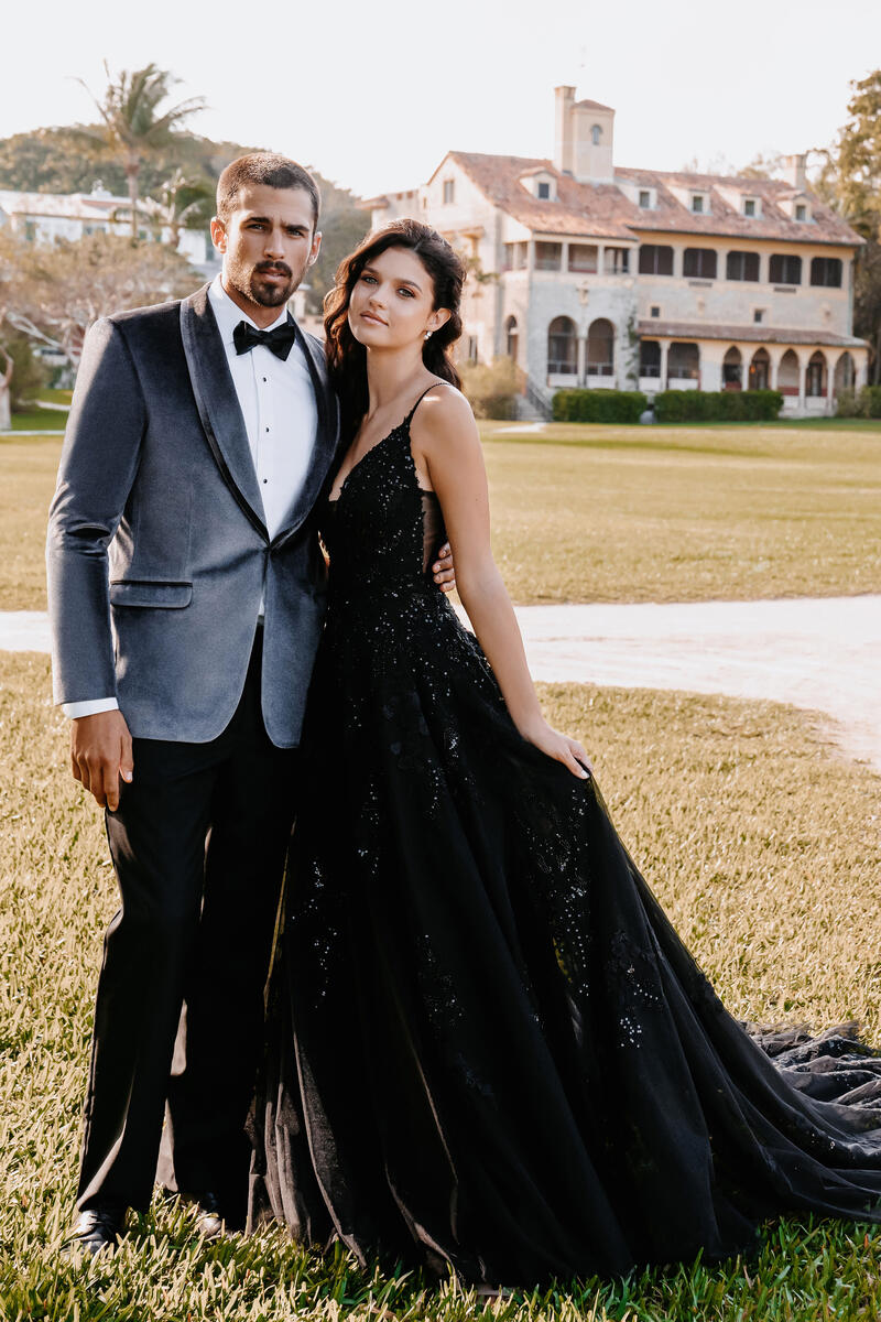 Allure Romance Style Number 3400 - 15