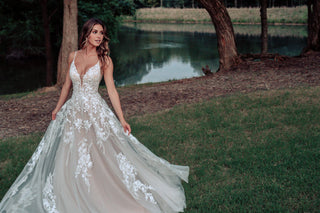 Allure Romance Style Number 3400L - 5