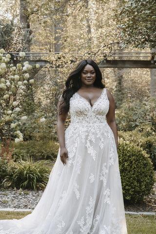 Allure Romance Style Number 3457 - 3