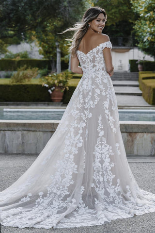 Allure Romance Style Number 3508L - 2