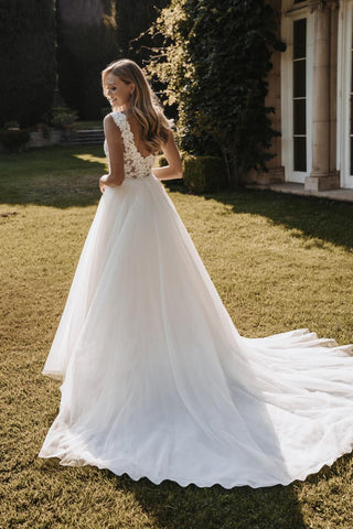 Allure Romance Style Number 3509 - 2