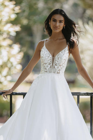 Allure Romance Style Number 3511 - 3