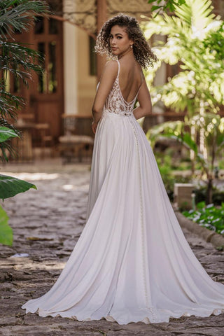 Allure Romance Style Number 3558L - 2