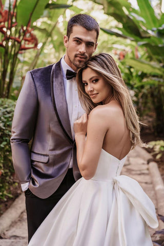 Allure Romance Style Number 3563 - 4